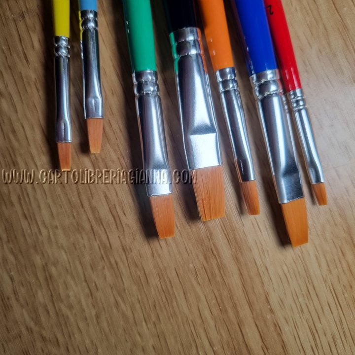 Pennello a punta piatta in nylon – Tinta Unita – Numero 04 - immagine 4